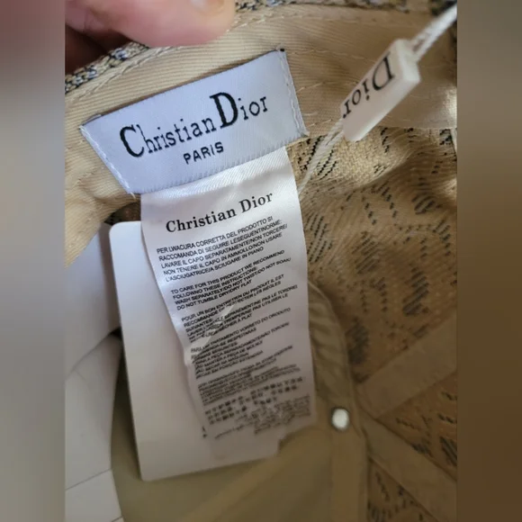 Dior Beige Monogram Cap - Picture 4 of 4